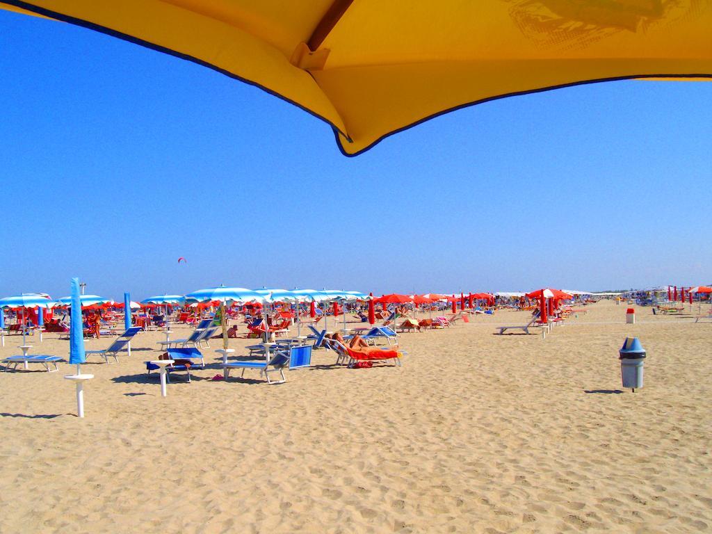 Agenzia Vear - Osti 100 Lido delle Nazioni Exterior foto