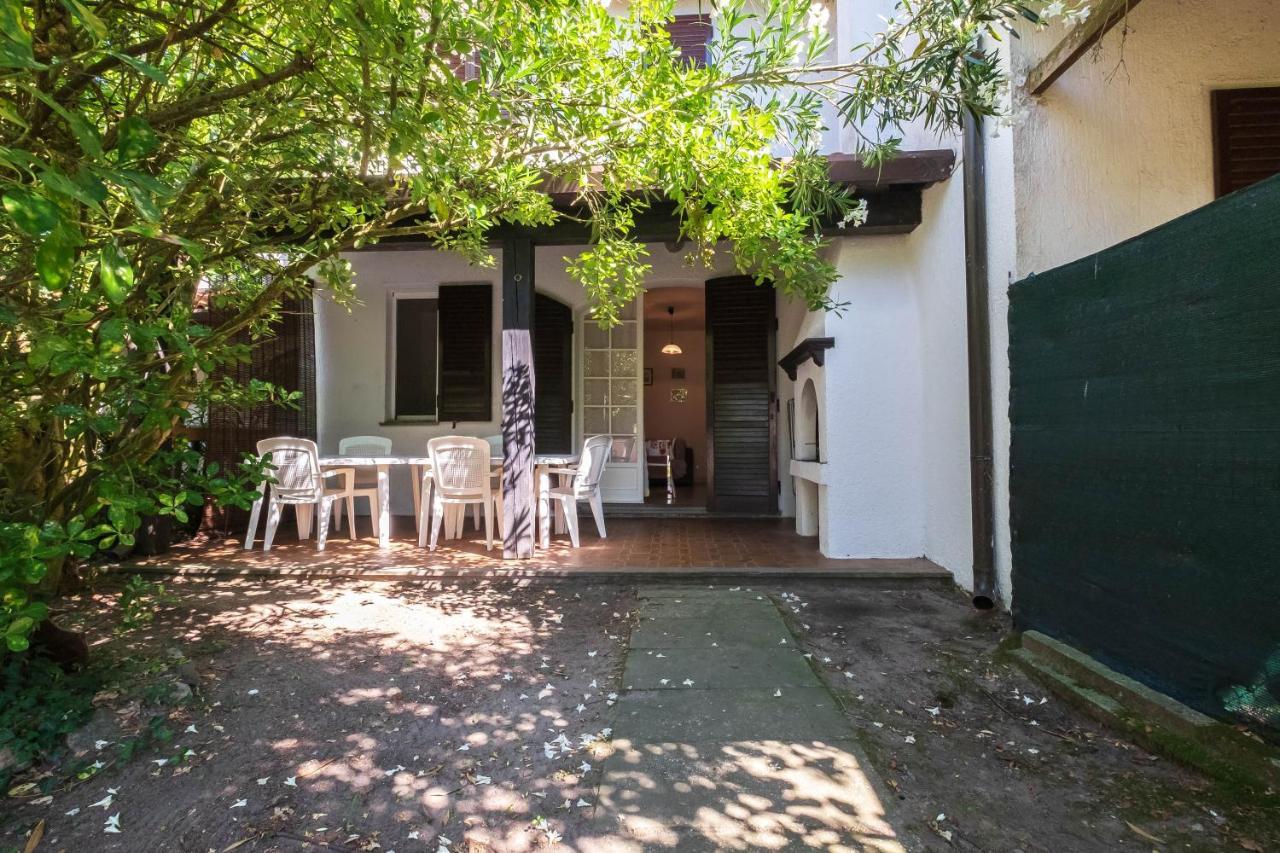 Agenzia Vear - Osti 100 Lido delle Nazioni Exterior foto