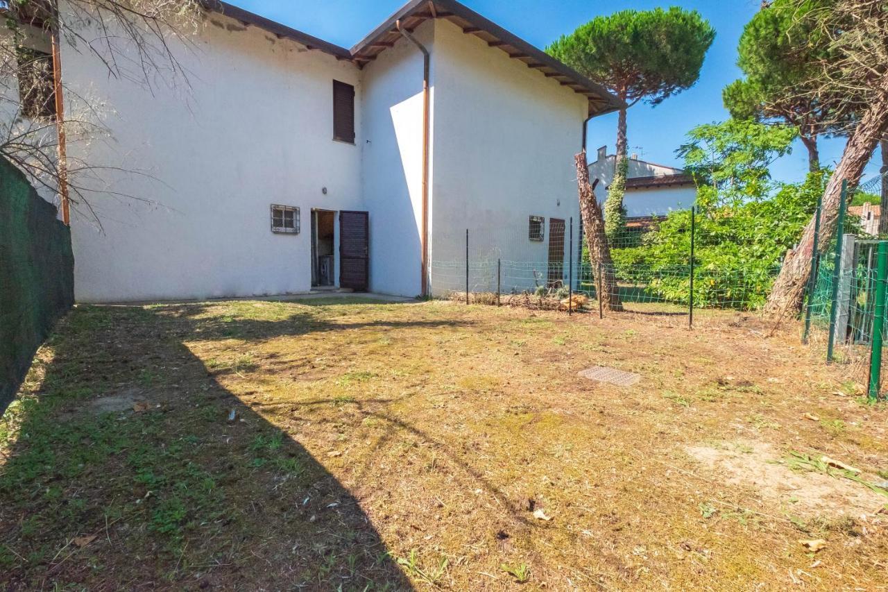 Agenzia Vear - Osti 100 Lido delle Nazioni Exterior foto