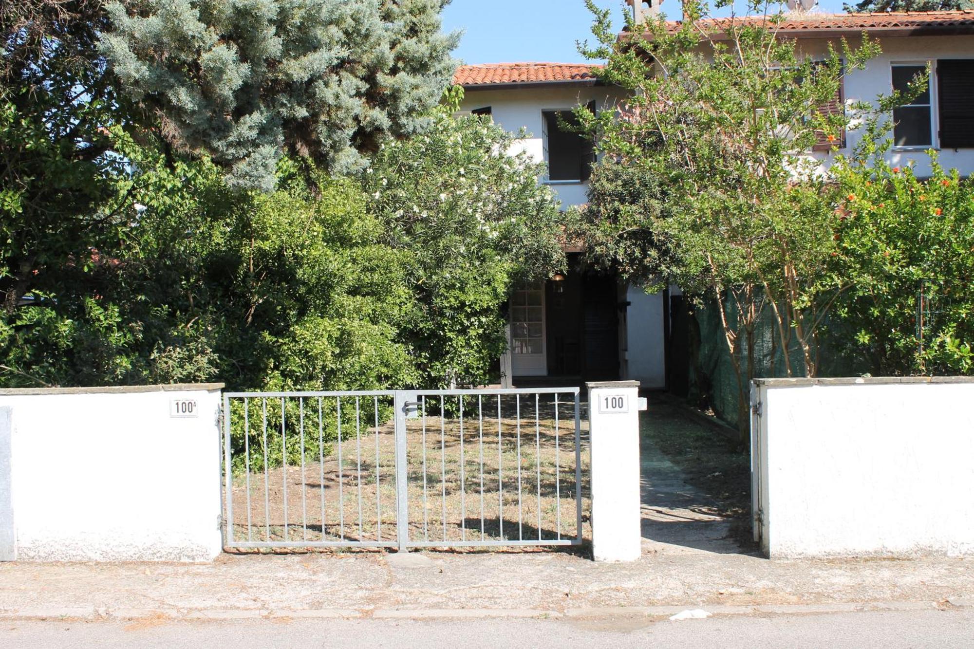 Agenzia Vear - Osti 100 Lido delle Nazioni Exterior foto